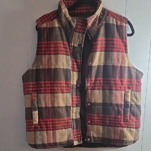 Women's Plaid Sleeveless Jacket - Red and Brown Perfectly Priscilla Boutique